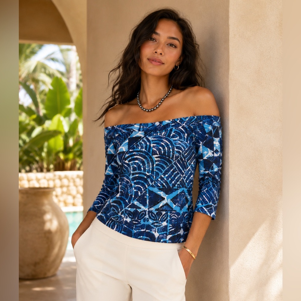 TAV Cook Islands Blue Tribal Off Shoulder Top Size 10 S Y2K Coastal